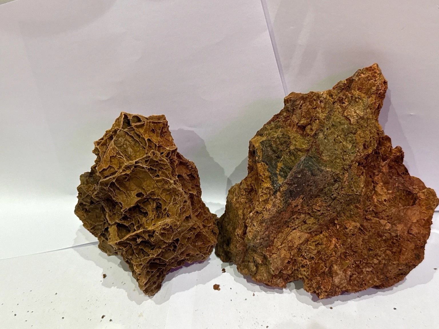 Maple Leaf Rock Aquascaping Stone thumbnail 2